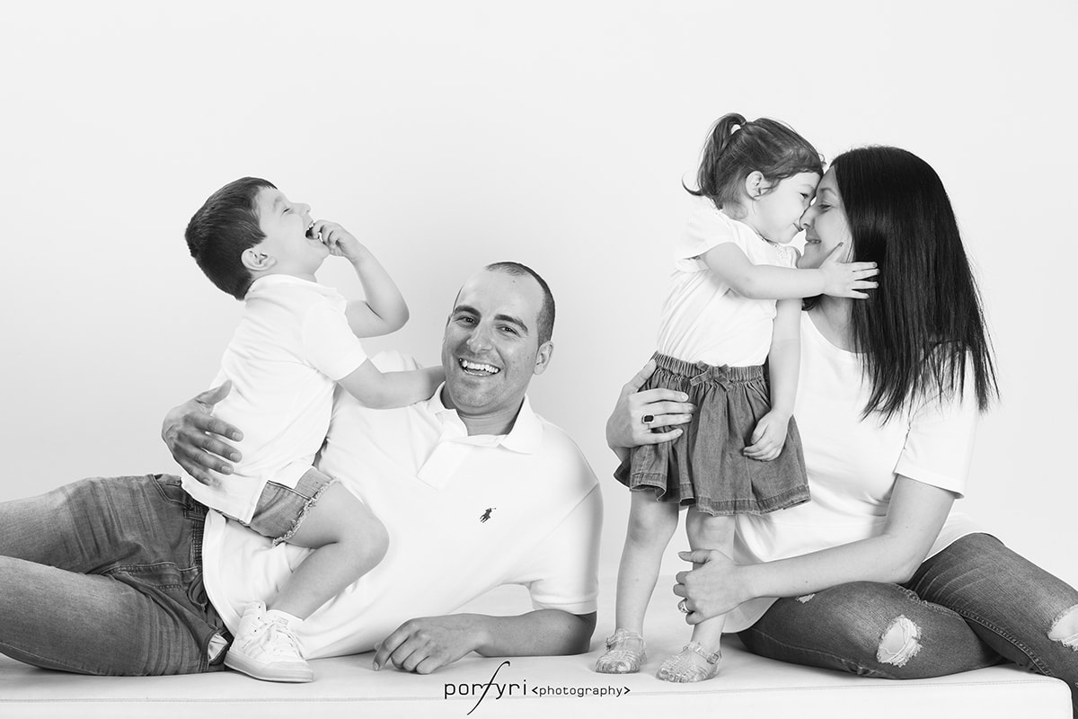 Bianchi-2015_Porfyri-Family-Portraits-2